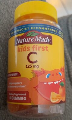 Kids First vitamin gummys - Product - en