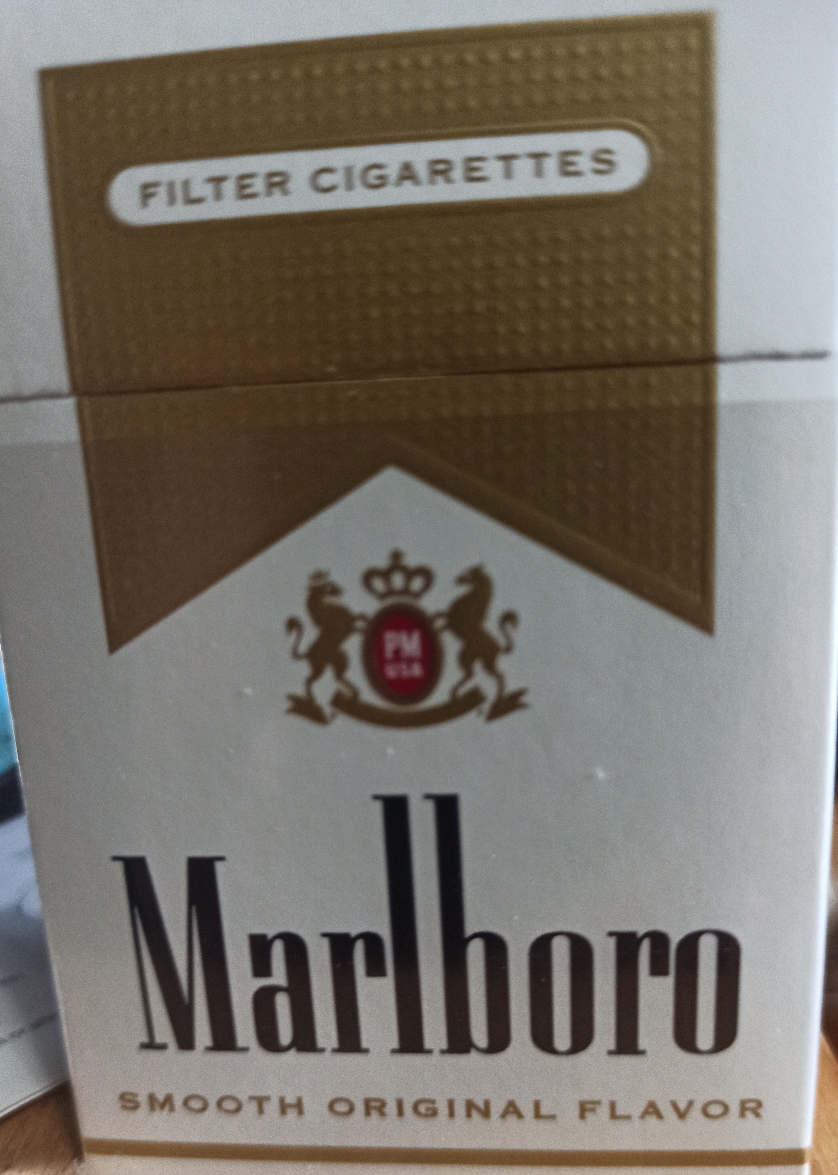 Malboro cigarette gold pack - Product - en