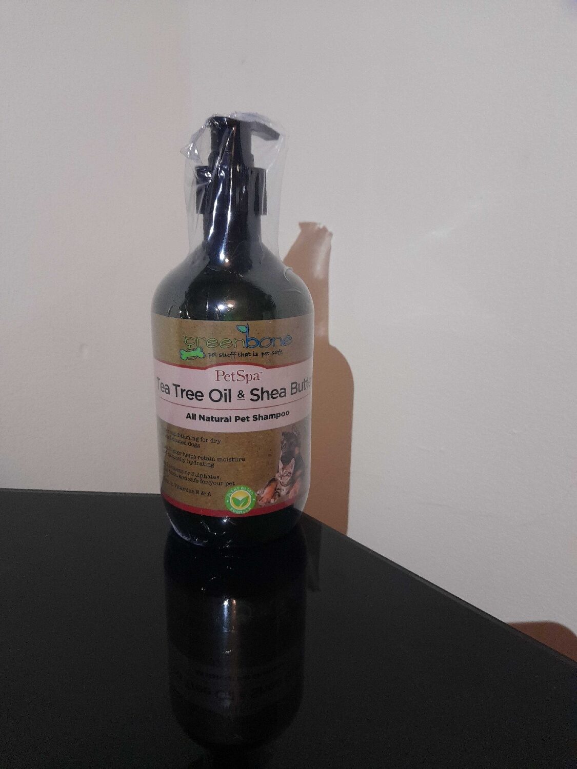 Tea Tree Oil & Shea Butter - Product - xx