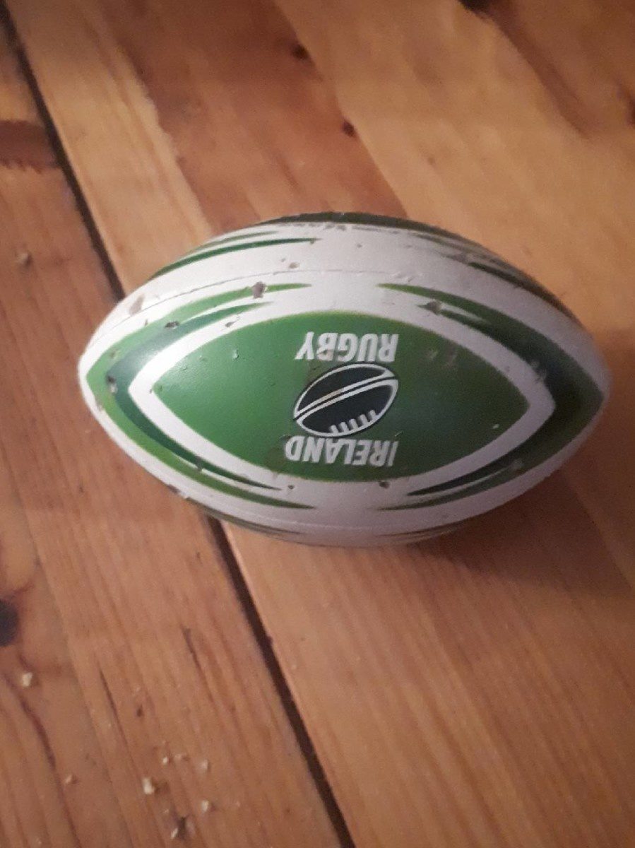 ballon de rugby miniature - Product - fr