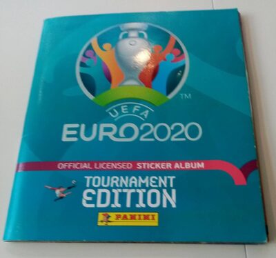 UEFA official licensed sticker album - 1