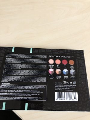 Rich color face palette - Product